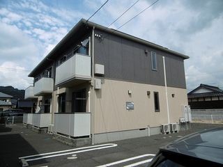 CASA・FERIZの建物外観