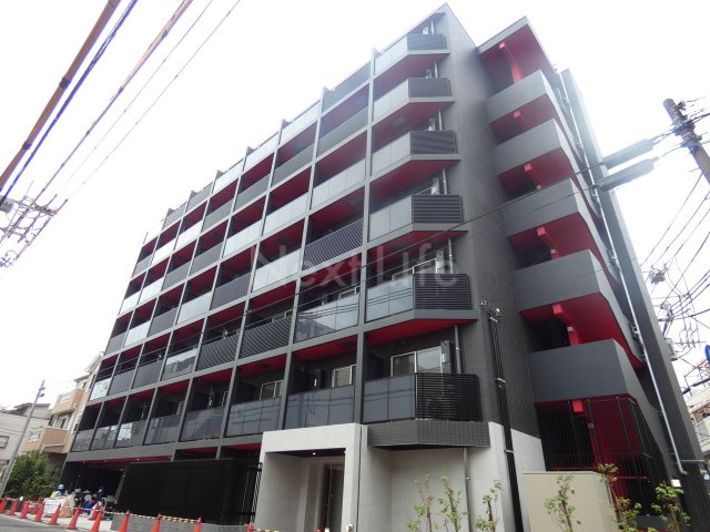 横浜市南区睦町のマンションの建物外観