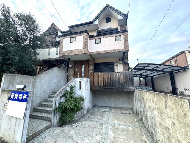 紫竹栗栖町貸家の建物外観