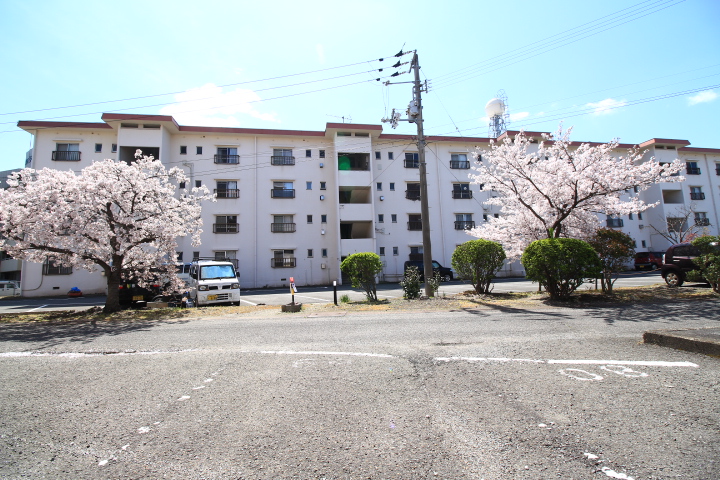 第１三宅ビルの建物外観