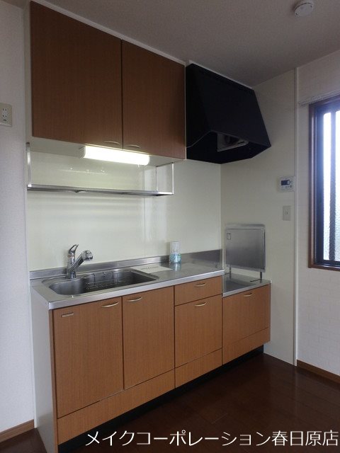 キッチン　写真は同型タイプ