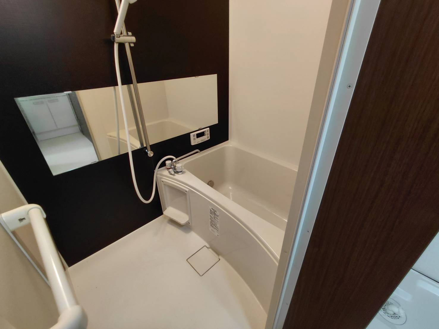 バス・シャワールーム　（参考）他室の写真を使用しています。現況優先となります。