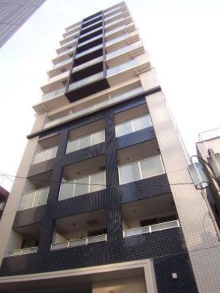 【メイクスデザイン南青山の建物外観】