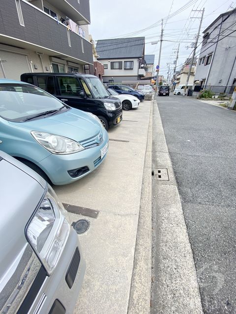 【コラッジオなかもずIIの駐車場】