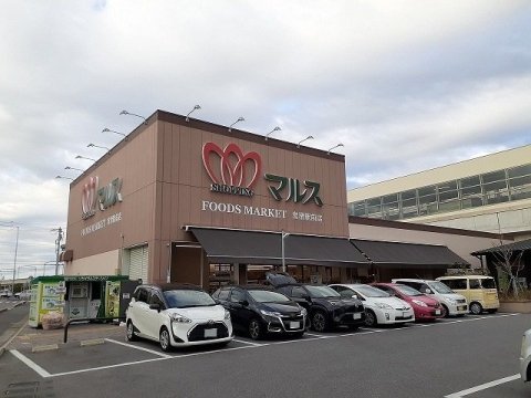 【常滑市原松町のアパートのスーパー】