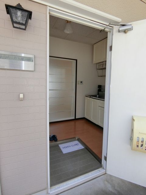 玄関　☆内装・設備☆