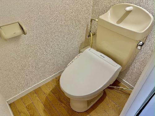 トイレ　設備・仕様は号室により異なる為、現況を優先いたします。