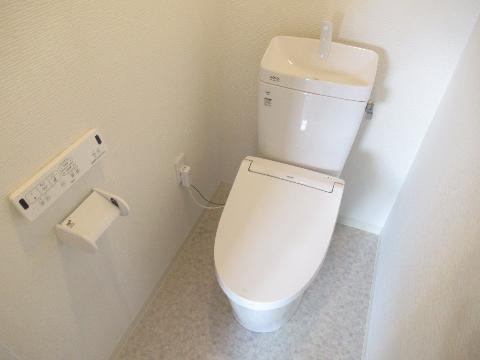 　トイレ　シャワー付トイレ