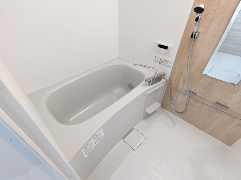 バス・シャワールーム　図面と現状に相違がある場合には現状を優先