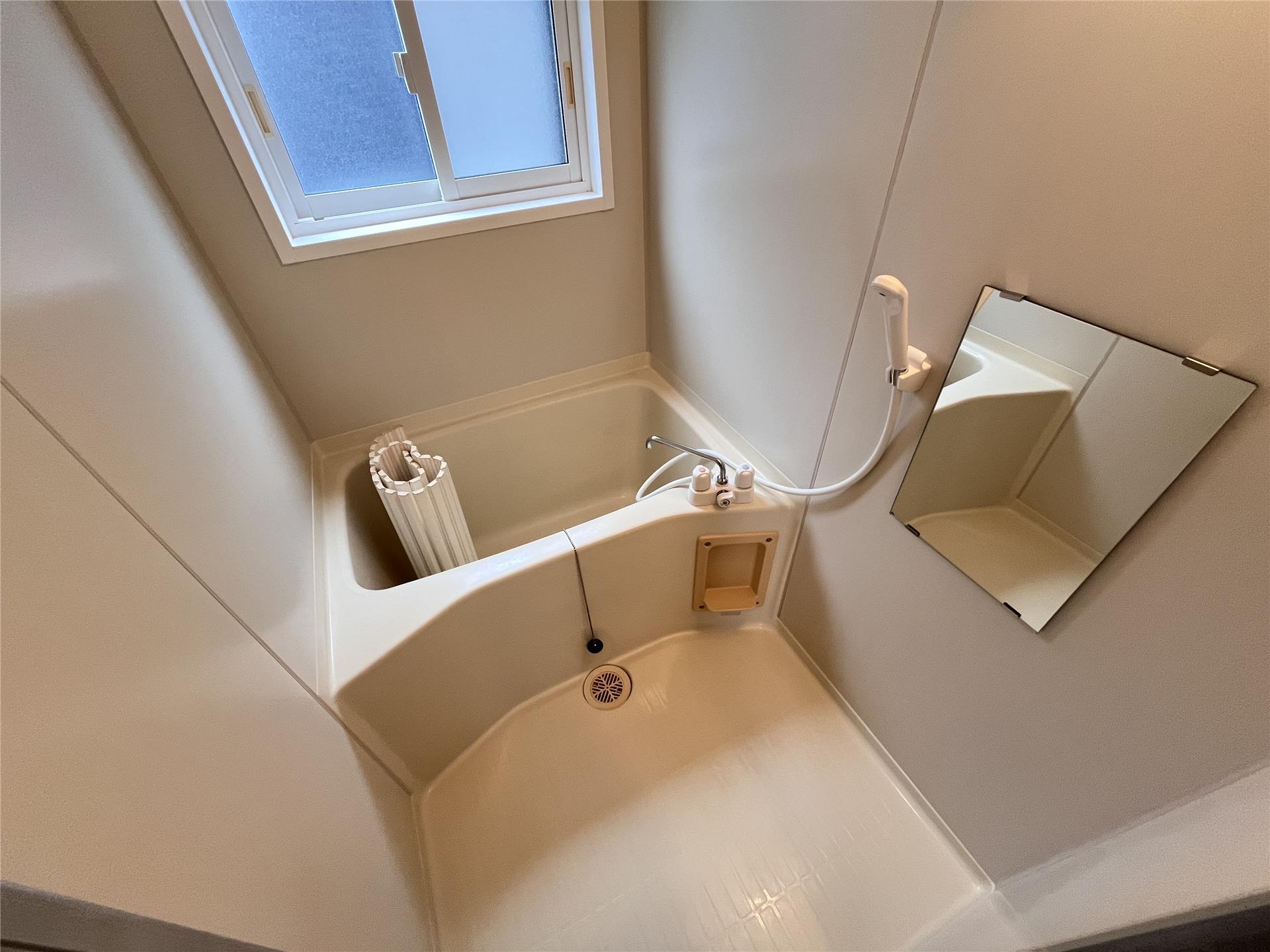 バス・シャワールーム　バス