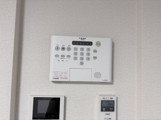 セキュリティ　※別号室の写真を使用しております。