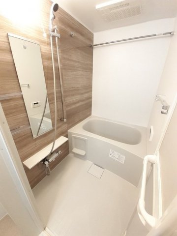 バス・シャワールーム　お風呂で日々の疲れを落としましょう