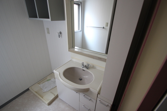 洗面設備　※別部屋の写真です