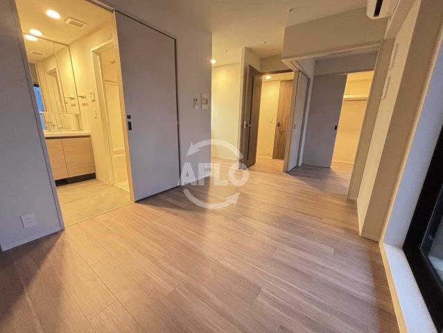 居室・リビング　コンフォリア・リヴ本町WEST Q　居間・リビング