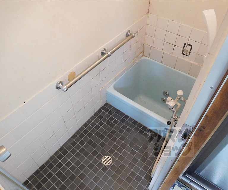 バス・シャワールーム　バス