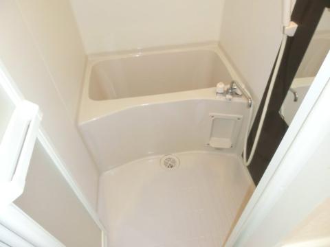 サンクラッソ茨木駅前　バス・シャワールーム　バス