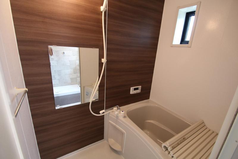 バス・シャワールーム　まるでホテルのようなお風呂です☆