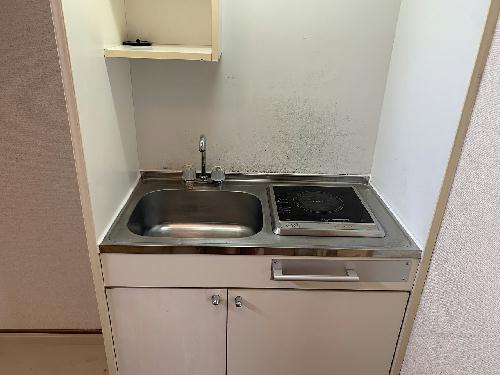 キッチン　お部屋によって反転あり。コンロの種類も異なります