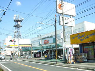 スーパー　そうてつローゼン高田店（スーパー）まで797m