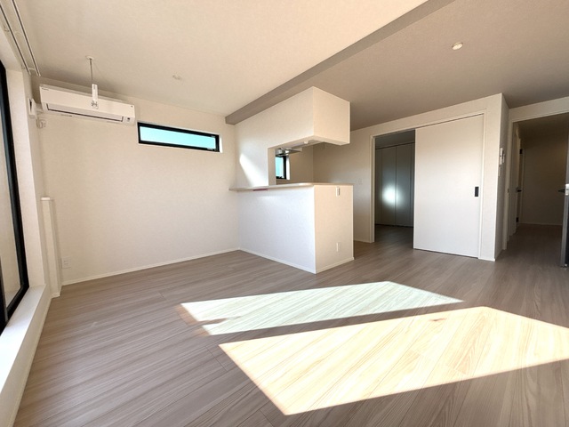 居室・リビング　◆１２帖のＬＤＫ◆