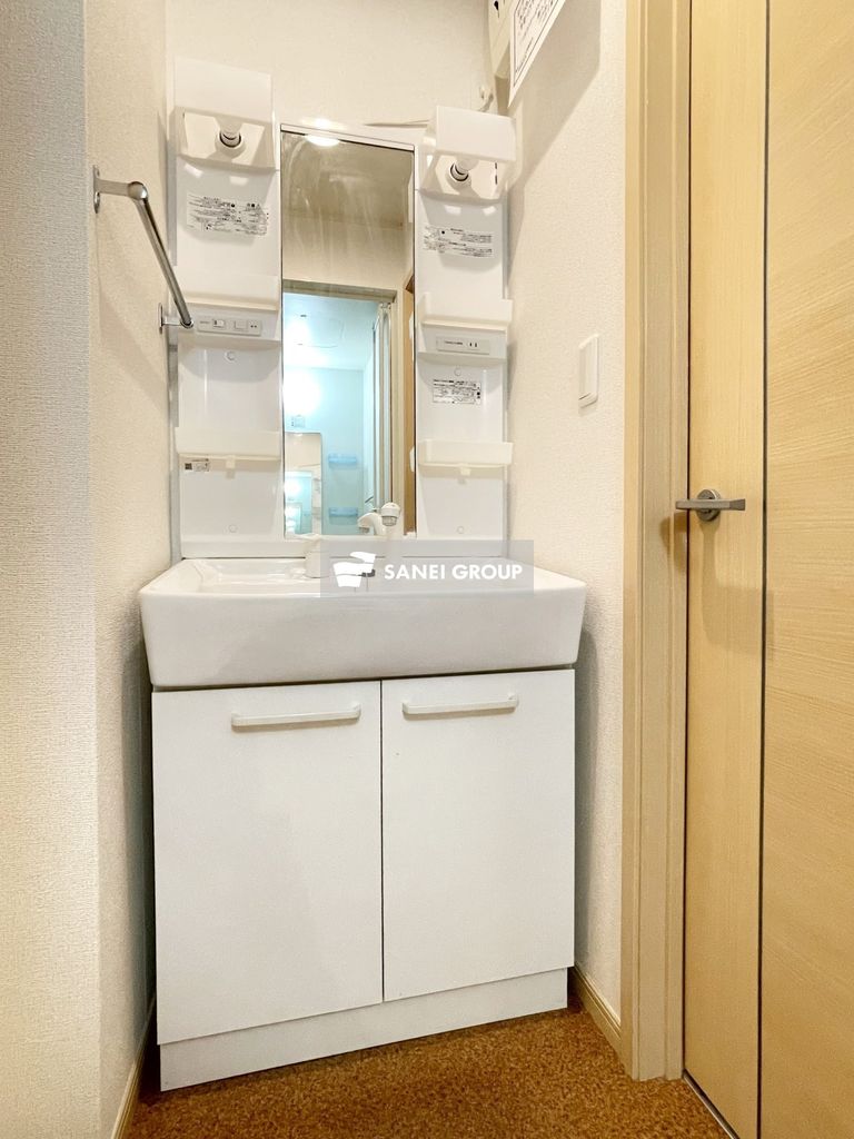 洗面設備　同仕様