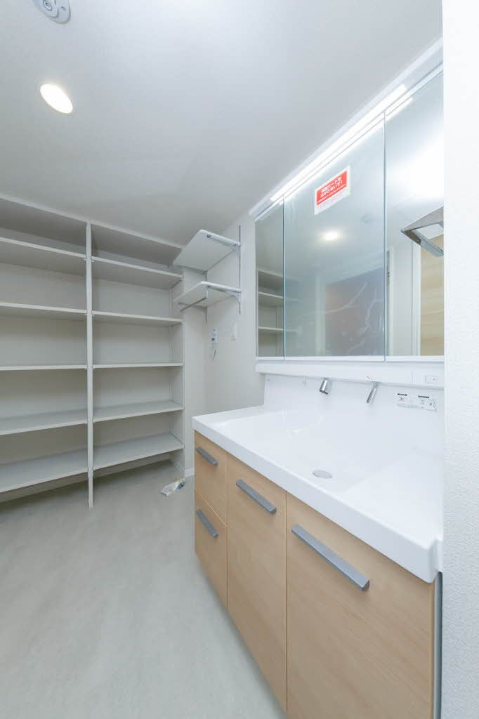 洗面設備　洗面所