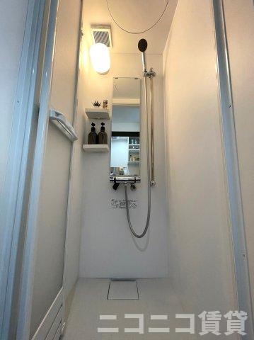 バス・シャワールーム　別部屋イメージの為、現状を優先致します。