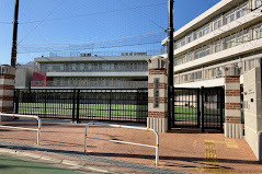 小学校　芳水小学校（小学校）まで208m