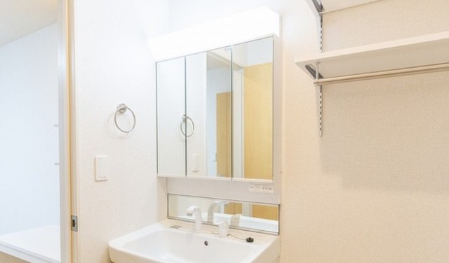 洗面設備　同仕様