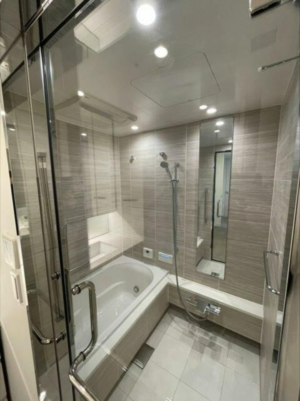 バス・シャワールーム　ワールドタワーレジデンス（別室参照）