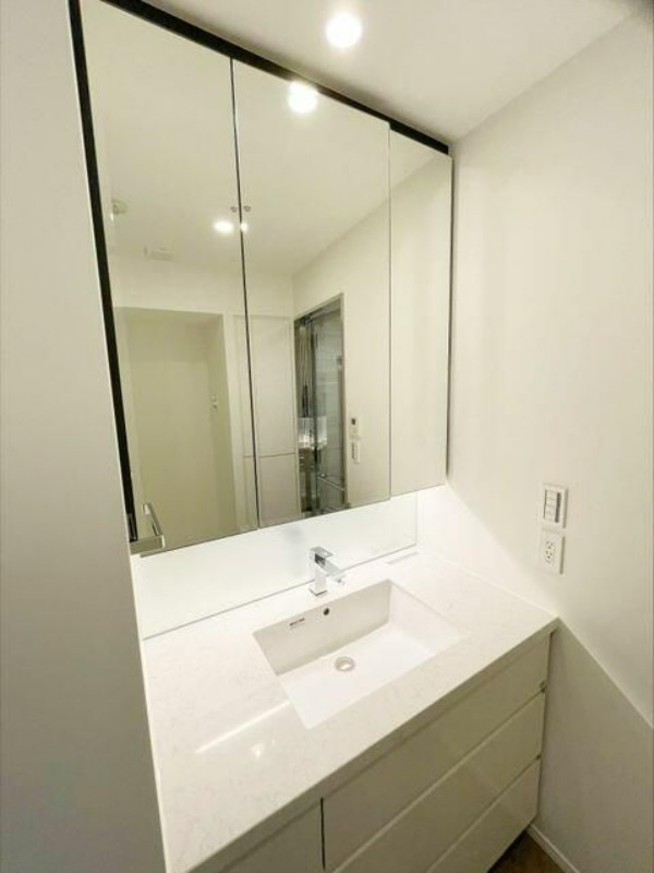 洗面設備　ワールドタワーレジデンス（別室参照）