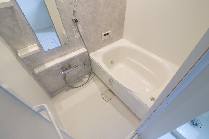 バス・シャワールーム　図面と現状に相違がある場合には現状を優先