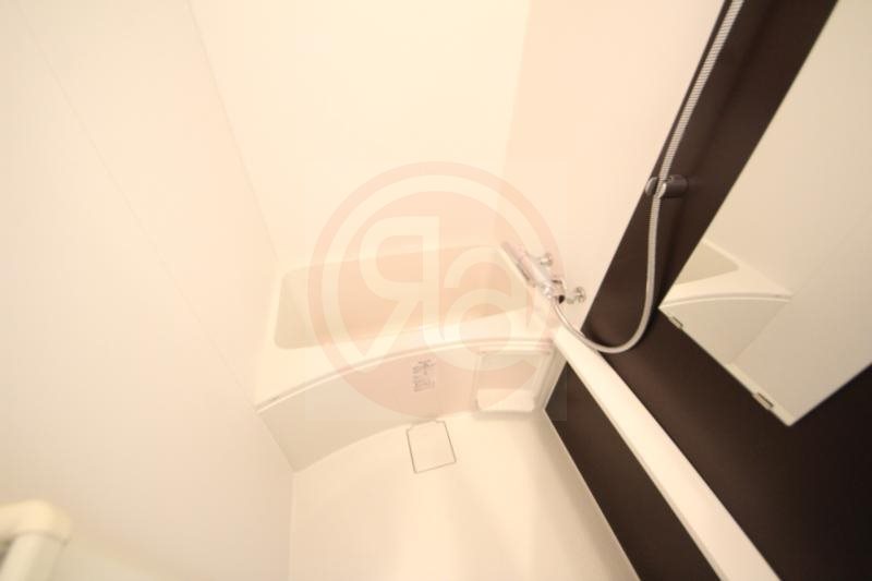 バス・シャワールーム　落ち着いた空間のお風呂です