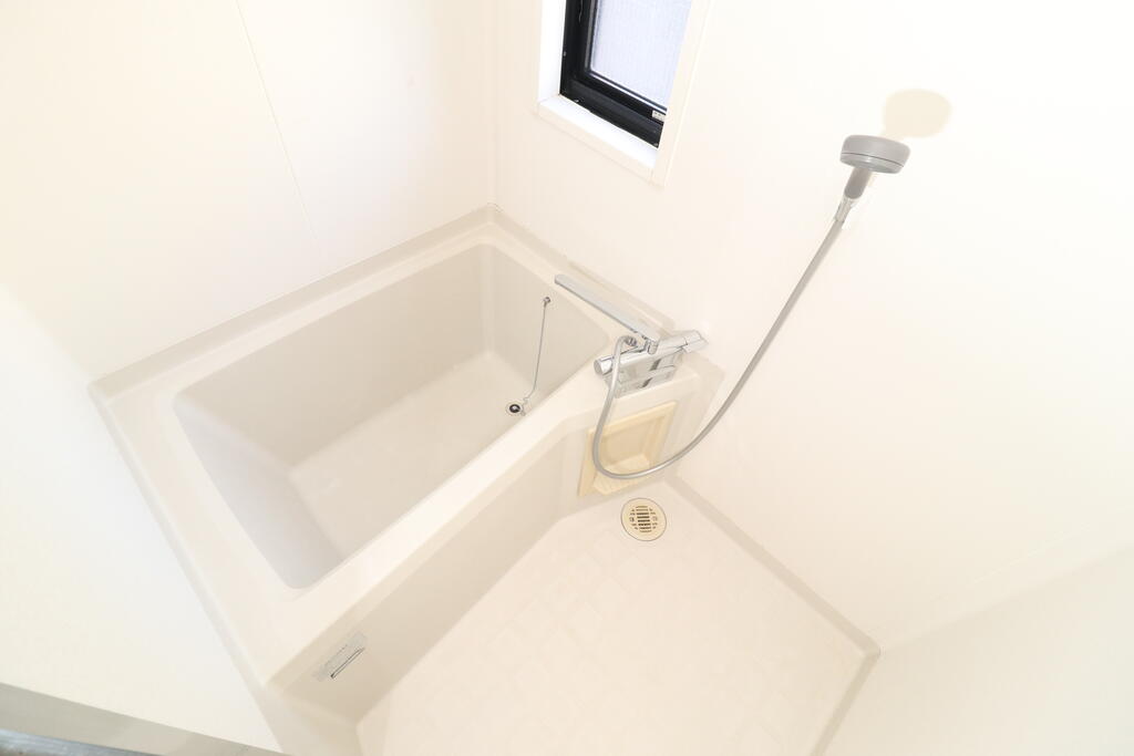 バス・シャワールーム　バスルーム