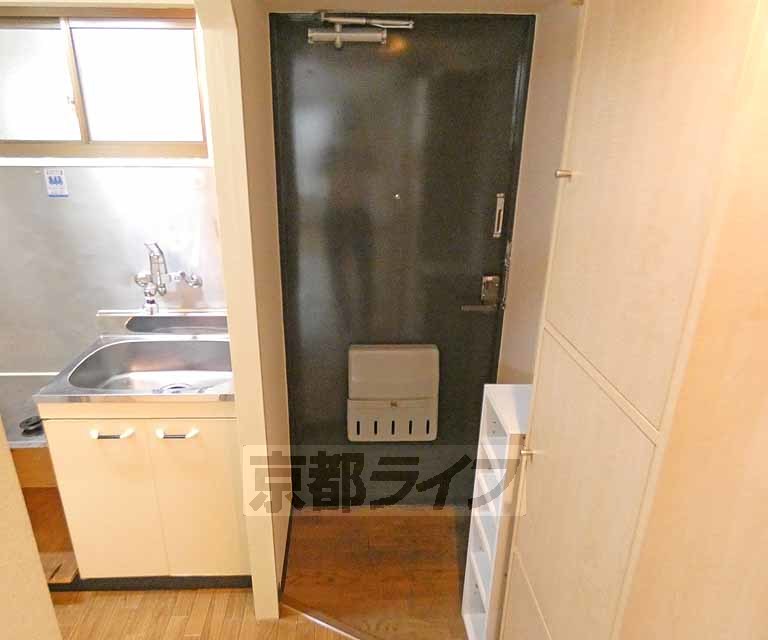 玄関　玄関です。