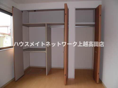 収納　クローゼット