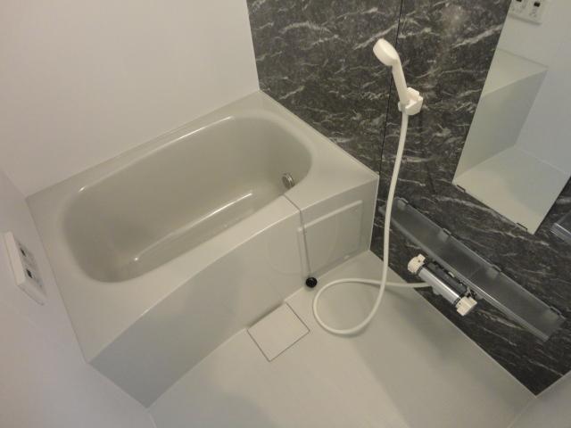 バス・シャワールーム　バス（イメージ）