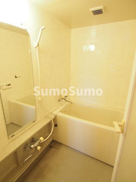 バス・シャワールーム　日々の疲れを癒すお風呂付です