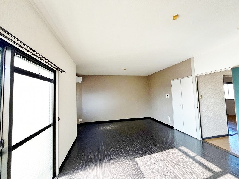 居室・リビング　★LDK12帖★