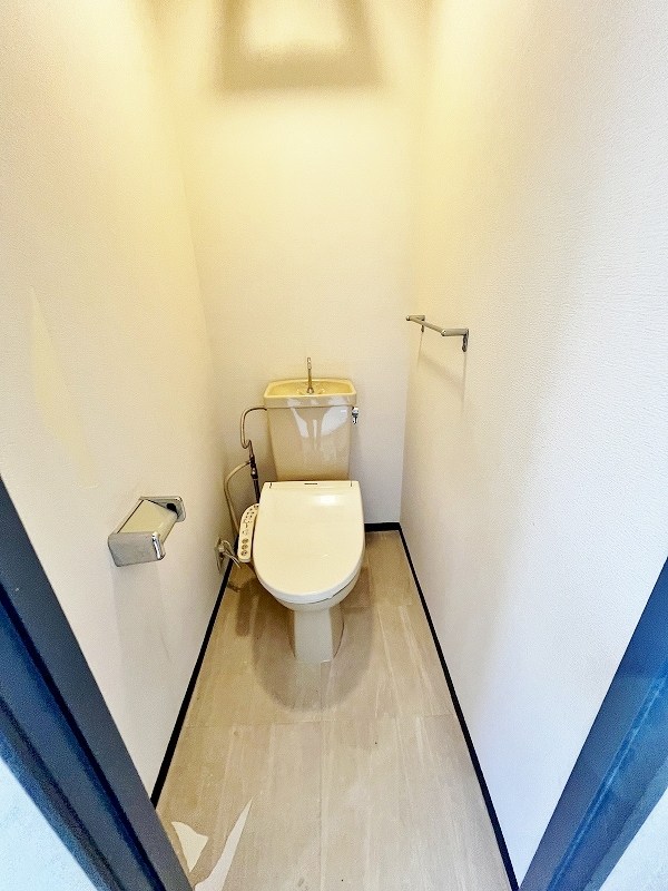 トイレ　★温水洗浄便座★