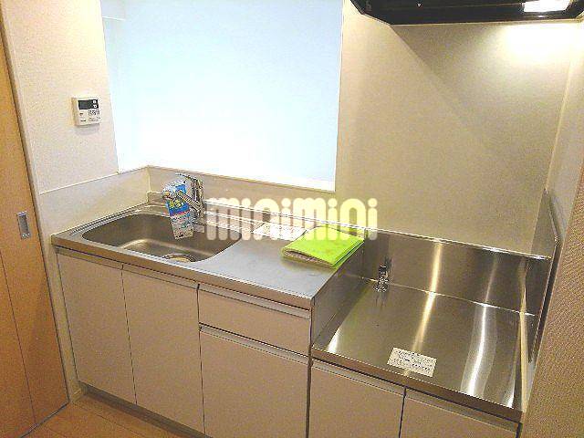 キッチン　カウンターキッチンで自炊も楽しくなりそうです