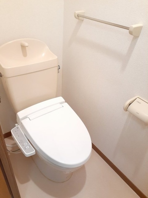 トイレ　図面と現状に相違がある場合には現状を優先
