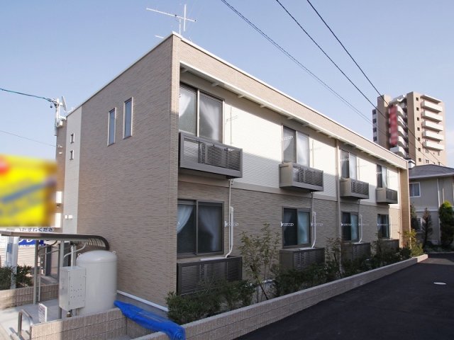 建物外観　落ち着いた雰囲気の外観です