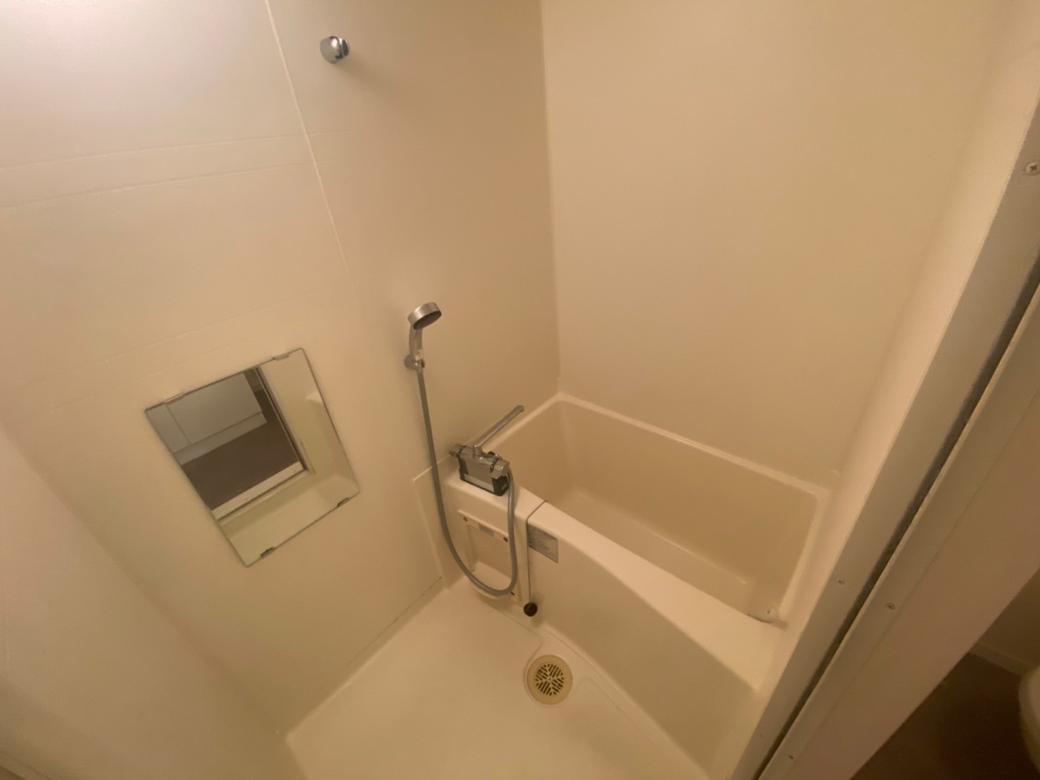 バス・シャワールーム　※同シリーズ物件の写真になります