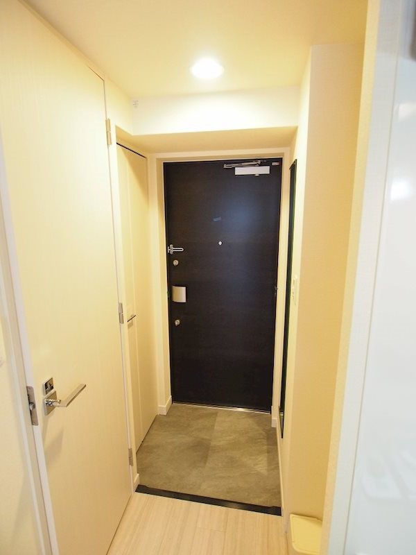 玄関　同施工会社の同仕様写真です。