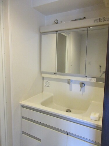 洗面設備　洗面所