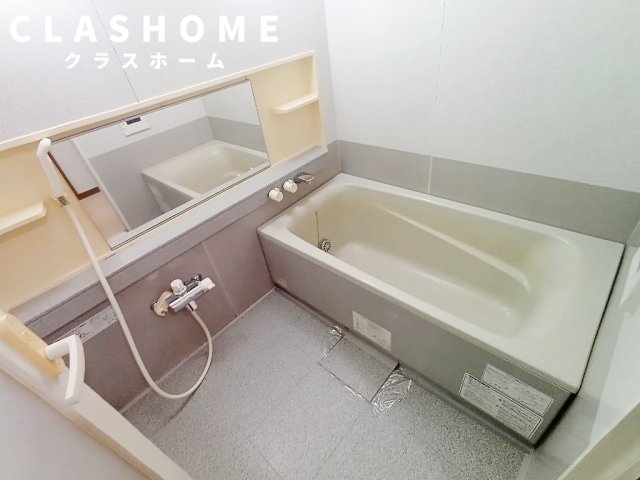 バス・シャワールーム　同物件の別部屋になります。