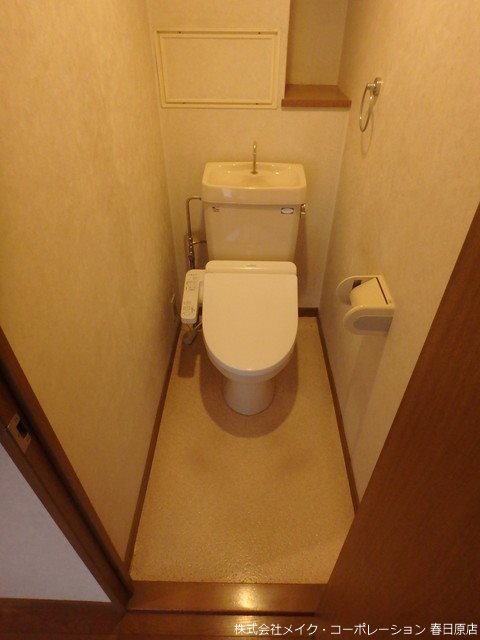 トイレ　写真は同型タイプ