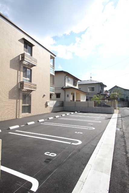駐車場　駐車場もあります。