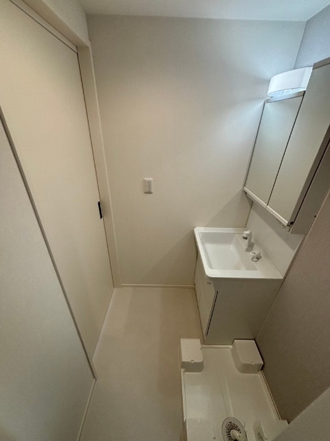 洗面設備　同タイプ２階写真